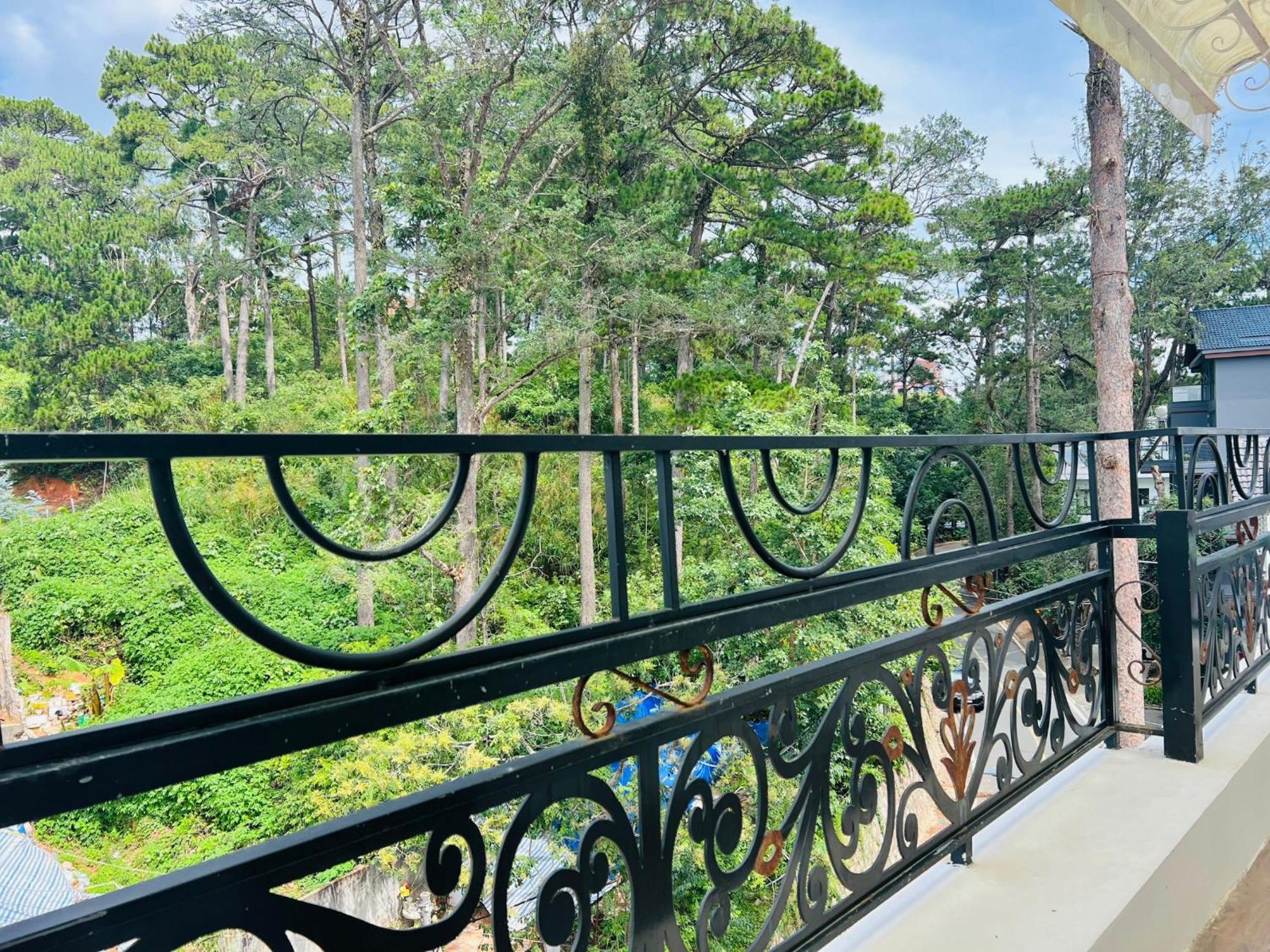 Nature Hotel - Dalat 3 Экстерьер фото